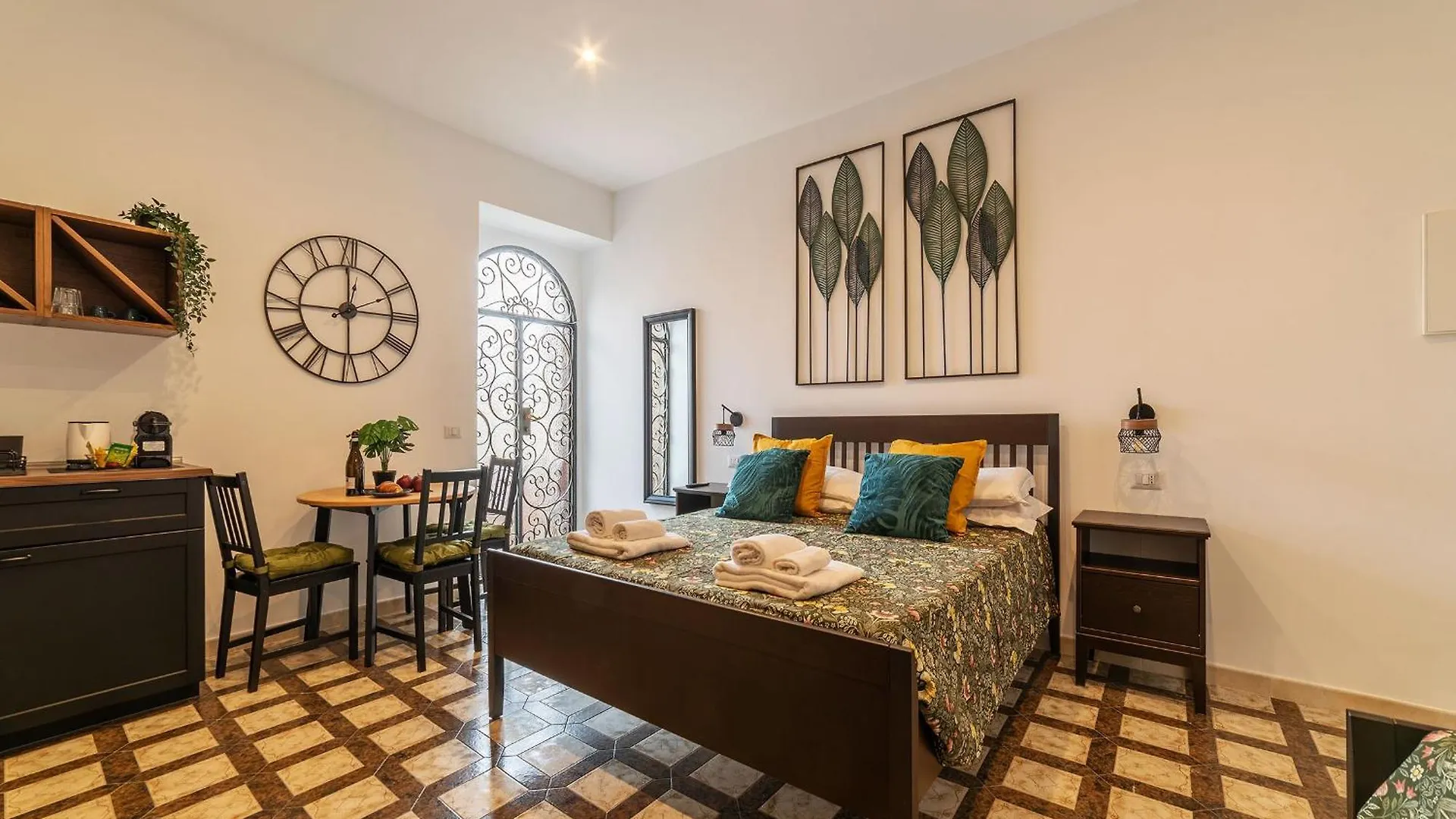 Domus Solis Trastevere Rom 0*,  Italien